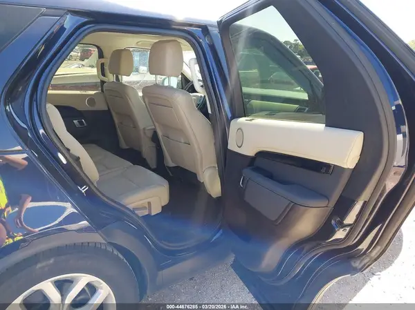 SALRG2RV9JA069366 2018 LAND ROVER DISCOVERY - Image 8