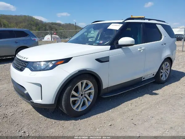 SALRG2RV9JA072588 2018 LAND ROVER DISCOVERY - Image 2