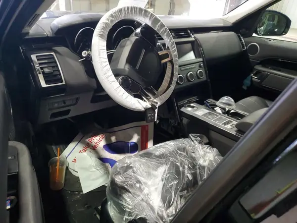 SALRG2RV9K2401995 2019 LAND ROVER DISCOVERY - Image 8