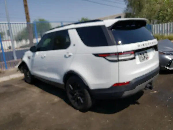 SALRGBBV0HA045882 2018 LAND ROVER DISCOVERY - Image 2