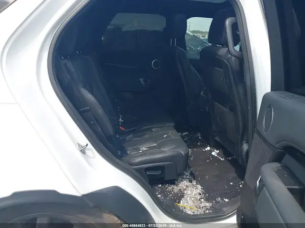 SALRGBBV1HA028413 2017 LAND ROVER DISCOVERY - Image 8