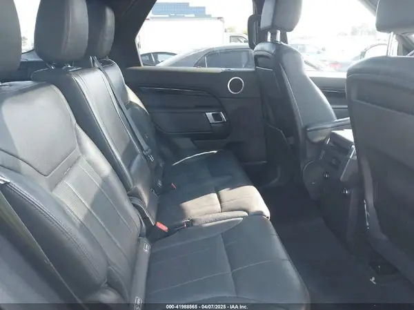 SALRGBBV7HA046897 2017 LAND ROVER DISCOVERY - Image 8