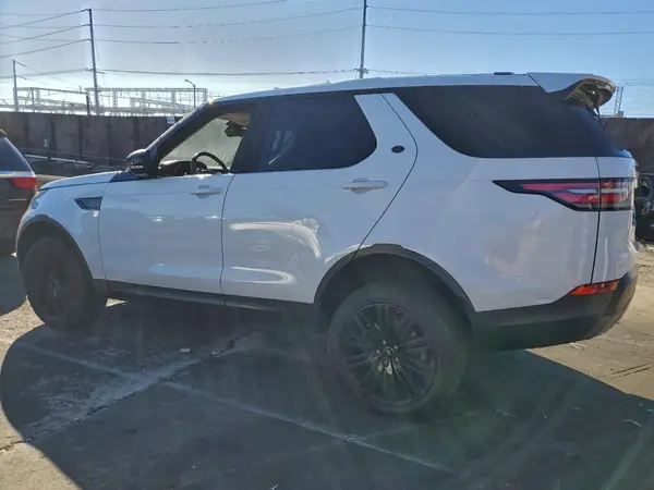 SALRHBBK3HA015259 2017 LAND ROVER DISCOVERY - Image 2