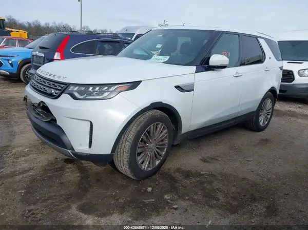 SALRHBBK3HA015486 2017 LAND ROVER DISCOVERY - Image 2