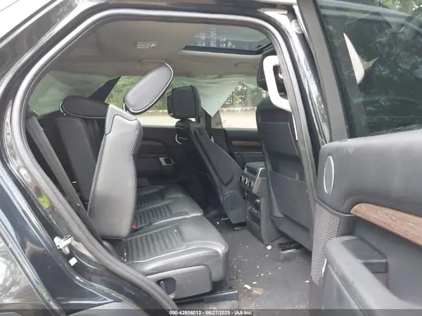 SALRHBBK4HA015285 2017 LAND ROVER DISCOVERY - Image 8