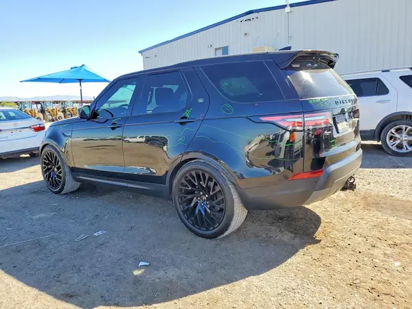 SALRHBBK7HA015765 2017 LAND ROVER DISCOVERY - Image 2
