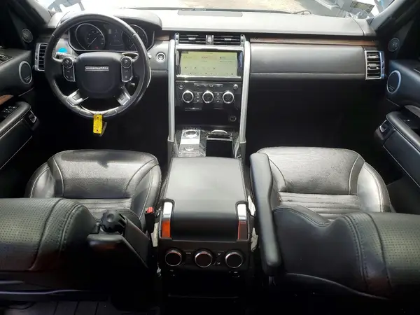 SALRHBBKXHA043950 2017 LAND ROVER DISCOVERY - Image 8
