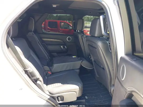 SALRHBBV0HA040193 2017 LAND ROVER DISCOVERY - Image 8