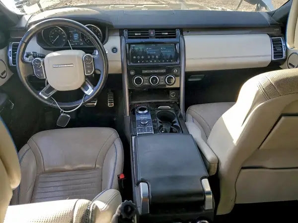 SALRHBBV0HA043725 2017 LAND ROVER DISCOVERY - Image 8