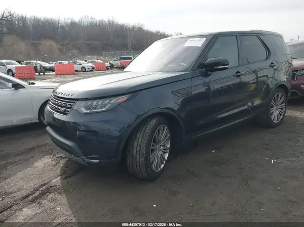 SALRHBBV2HA032919 2017 LAND ROVER DISCOVERY - Image 2
