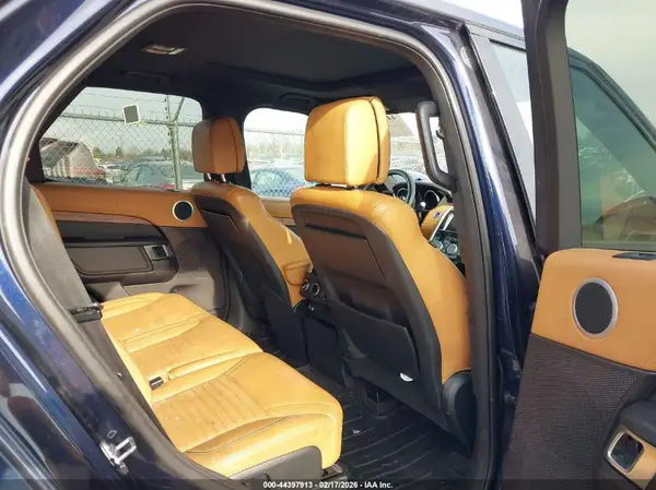 SALRHBBV2HA032919 2017 LAND ROVER DISCOVERY - Image 8