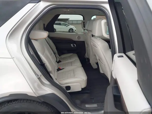 SALRHBBV3HA039524 2017 LAND ROVER DISCOVERY - Image 8