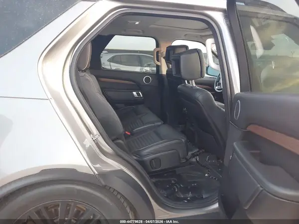 SALRHBBV4HA000232 2017 LAND ROVER DISCOVERY - Image 8