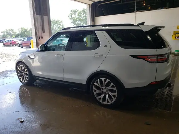 SALRHBBV5HA020781 2017 LAND ROVER DISCOVERY - Image 2