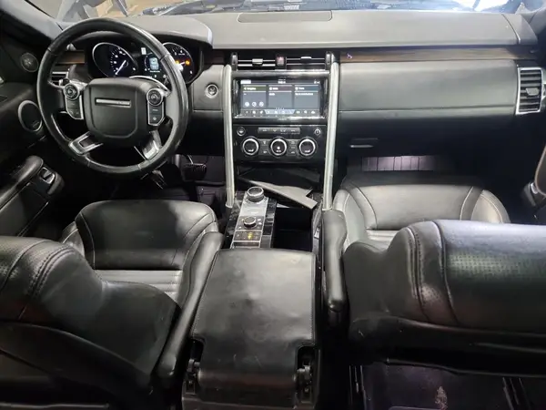 SALRHBBV7HA045701 2017 LAND ROVER DISCOVERY - Image 8