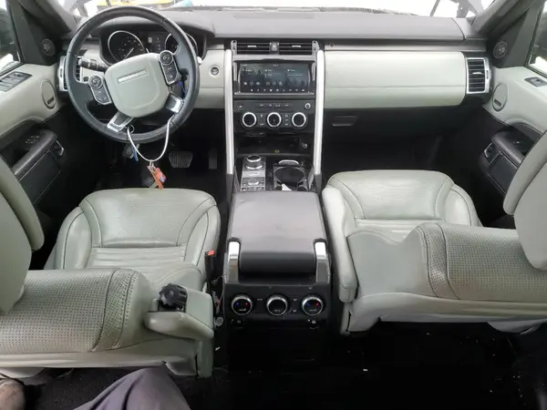 SALRHBBV8HA030804 2017 LAND ROVER DISCOVERY - Image 8