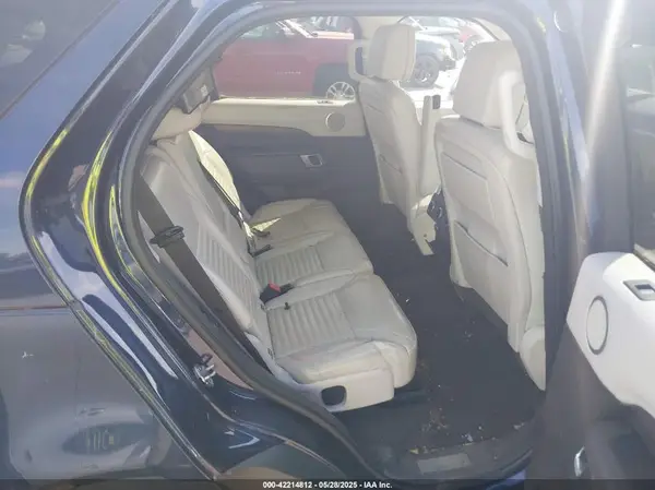 SALRHBBV8HA032973 2017 LAND ROVER DISCOVERY - Image 8