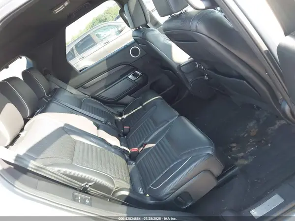 SALRHBBV8HA042208 2017 LAND ROVER DISCOVERY - Image 8