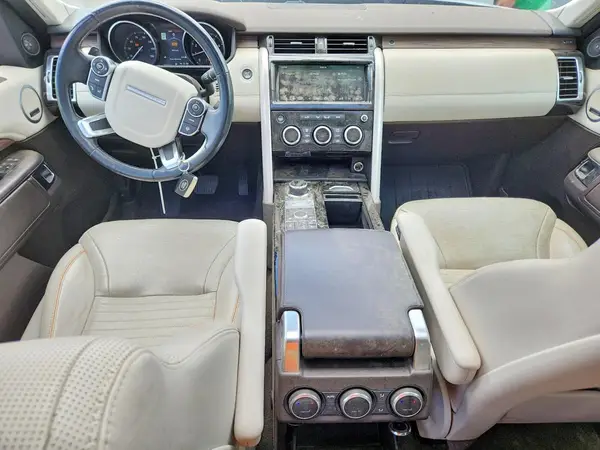 SALRHBBV9HA029063 2017 LAND ROVER DISCOVERY - Image 8