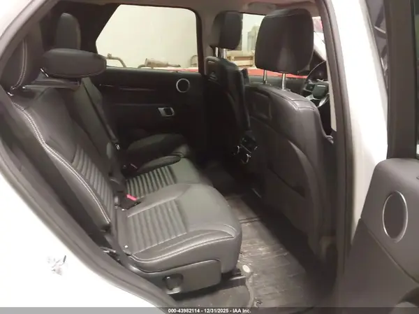 SALRJ2EX0P2472535 2023 LAND ROVER DISCOVERY - Image 8