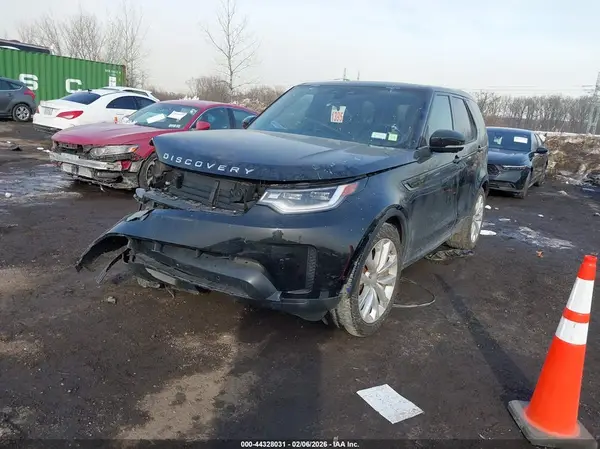 SALRJ2EX7P2484956 2023 LAND ROVER DISCOVERY - Image 2