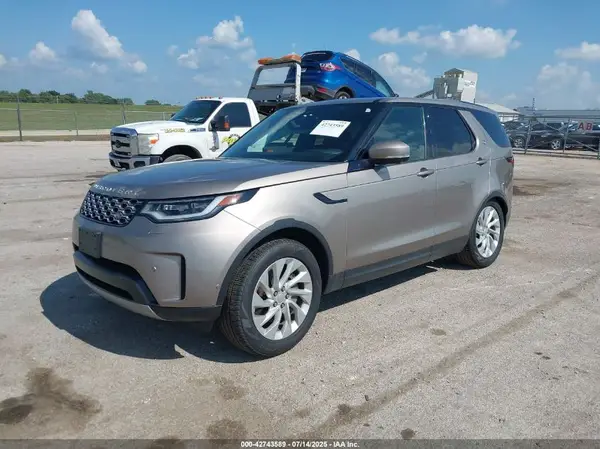 SALRJ2EXXP2480108 2023 LAND ROVER DISCOVERY - Image 2