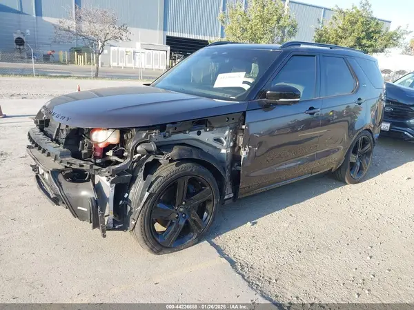 SALRM4EU7P2484724 2023 LAND ROVER DISCOVERY - Image 2