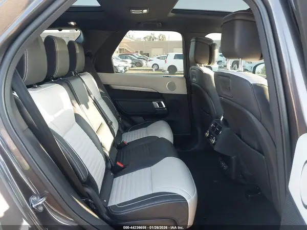 SALRM4EU7P2484724 2023 LAND ROVER DISCOVERY - Image 8