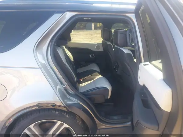 SALRM4EUXN2464545 2022 LAND ROVER DISCOVERY - Image 8