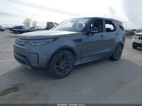 SALRR2RK9JA047772 2018 LAND ROVER DISCOVERY - Image 2