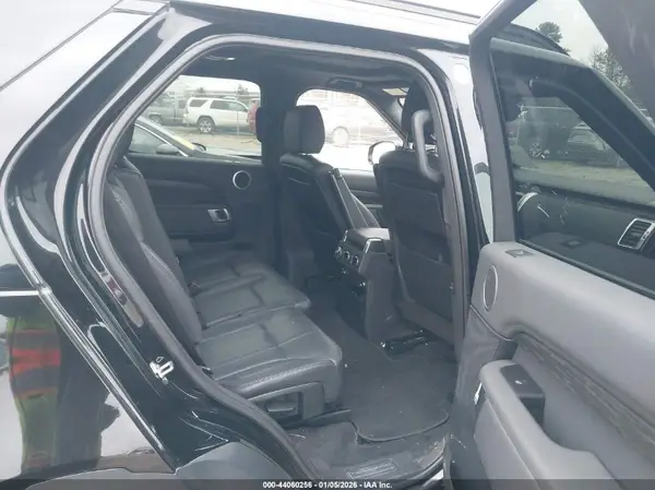 SALRR2RV1K2400933 2019 LAND ROVER DISCOVERY - Image 8