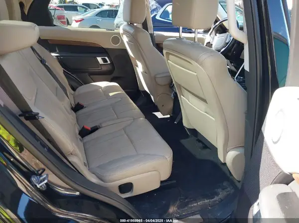 SALRR2RV2JA073107 2018 LAND ROVER DISCOVERY - Image 8