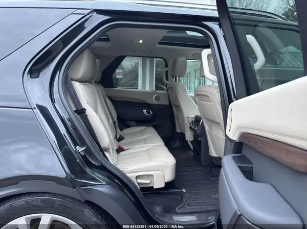 SALRR2RV3JA055148 2018 LAND ROVER DISCOVERY - Image 8