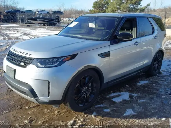 SALRR2RV3JA058275 2018 LAND ROVER DISCOVERY - Image 2