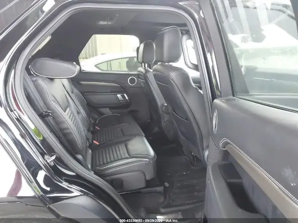 SALRR2RV7JA070901 2018 LAND ROVER DISCOVERY - Image 8