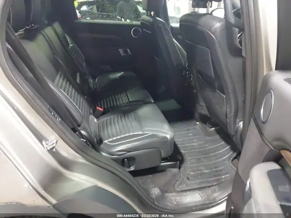SALRR2RV7KA095962 2019 LAND ROVER DISCOVERY - Image 8