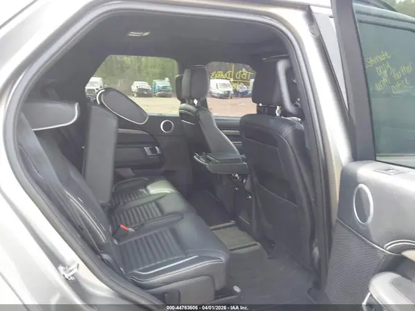 SALRR2RV8JA052116 2018 LAND ROVER DISCOVERY - Image 8