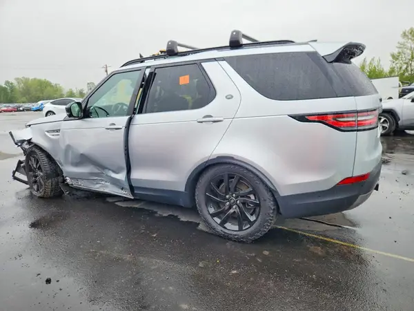 SALRR2RVXJA056183 2018 LAND ROVER DISCOVERY - Image 2