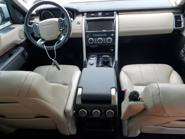 SALRRBBK3HA043821 2017 LAND ROVER DISCOVERY - Image 8