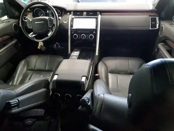 SALRRBBK4HA022038 2017 LAND ROVER DISCOVERY - Image 8