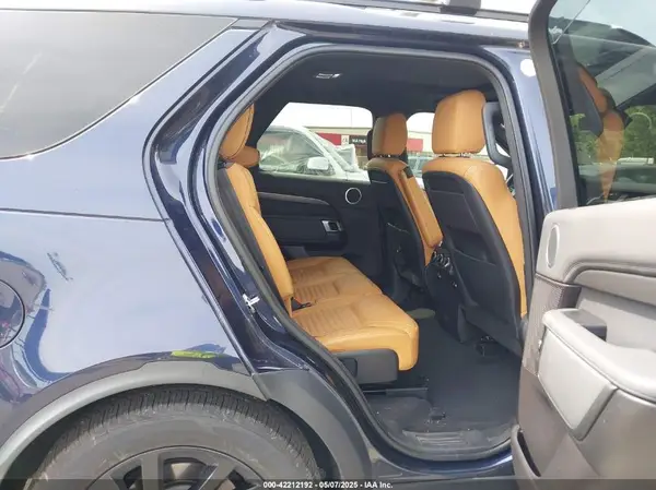 SALRRBBK5HA019651 2017 LAND ROVER DISCOVERY - Image 8