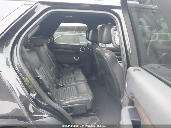 SALRRBBK7HA013690 2017 LAND ROVER DISCOVERY - Image 8