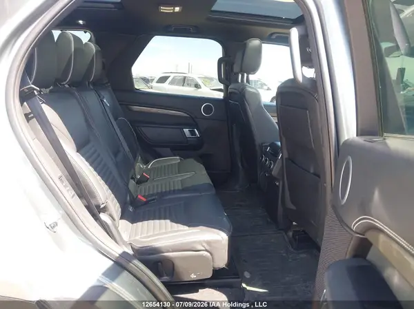 SALRRBBK7HA037584 2017 LAND ROVER DISCOVERY - Image 8