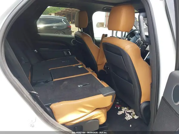 SALRRBBK9HA005462 2017 LAND ROVER DISCOVERY - Image 8