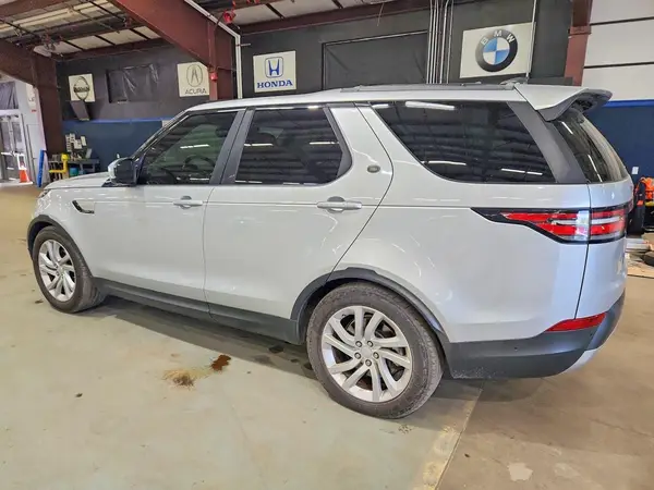 SALRRBBKXHA031097 2017 LAND ROVER DISCOVERY - Image 2