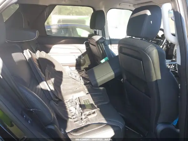 SALRRBBV2HA015809 2017 LAND ROVER DISCOVERY - Image 8