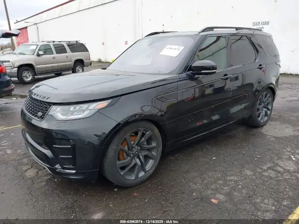 SALRRBBV2HA023022 2017 LAND ROVER DISCOVERY - Image 2