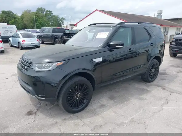 SALRRBBV3HA015768 2017 LAND ROVER DISCOVERY - Image 2