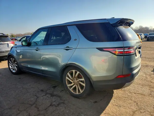 SALRRBBV3HA037401 2017 LAND ROVER DISCOVERY - Image 2