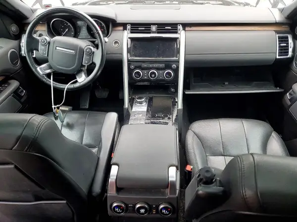 SALRRBBV4HA027217 2017 LAND ROVER DISCOVERY - Image 8